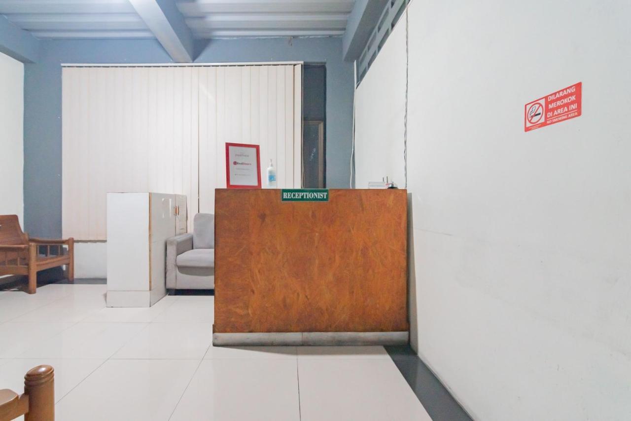 Reddoorz Syariah At Cigadung Raya Street Bandung Exterior foto